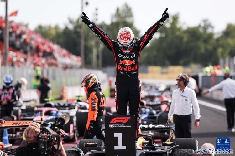 F1荷兰站维斯塔潘冠军头哥亚军 周冠宇退赛