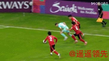 亚冠-蓉城全场仅1射正胡荷韬伤退 蓉城0-2柔佛新山