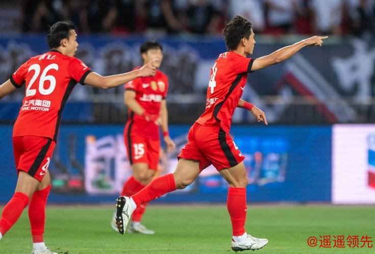 亚冠-颜骏凌扑点难救主 上海海港0-4不敌神户胜利船