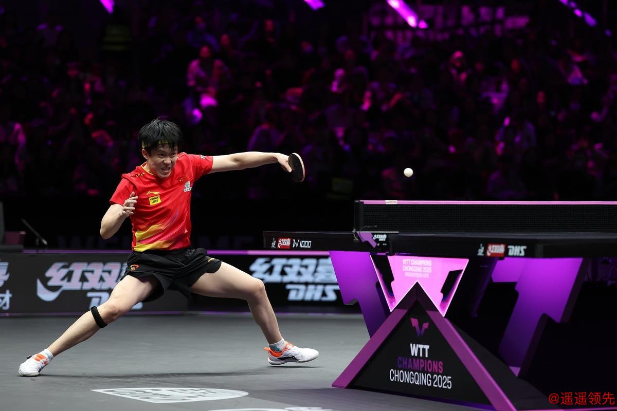 奥运会乒乓球王楚钦连扳4局 逆转晋级男单32强