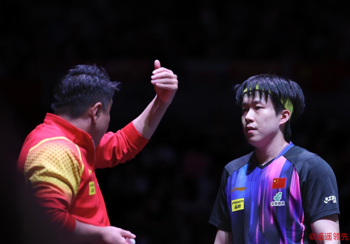 奥运会乒乓球王楚钦连扳4局 逆转晋级男单32强